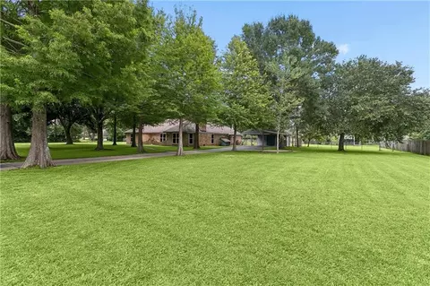 102 Lynn Dr, Slidell, LA 70461 photo 3