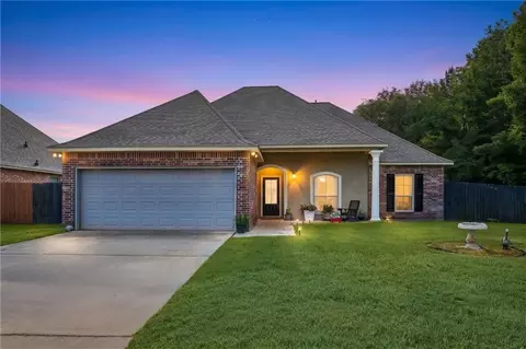 39452 Brighton Cove Dr, Ponchatoula, LA 70454