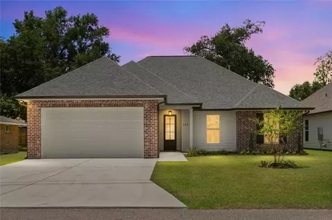 308 St Anthony St, Luling, LA 70070 photo 2