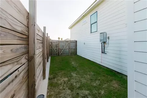 Exterior - 8413 Benjamin St, Chalmette, LA 70043 photo 5 of 5