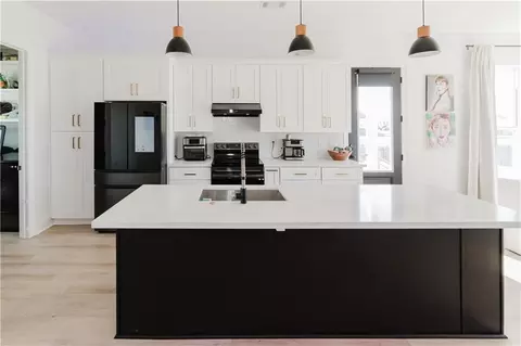 Kitchen - 8413 Benjamin St, Chalmette, LA 70043 photo 1 of 5