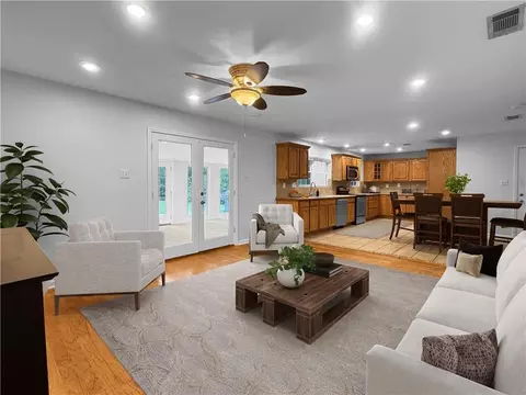 Living - 228 Loop Dr, Slidell, LA 70458 photo 6 of 6