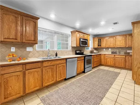 Kitchen - 228 Loop Dr, Slidell, LA 70458 photo 1 of 3