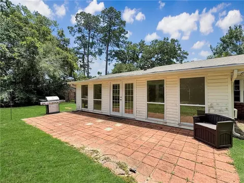 Exterior - 228 Loop Dr, Slidell, LA 70458 photo 5 of 8