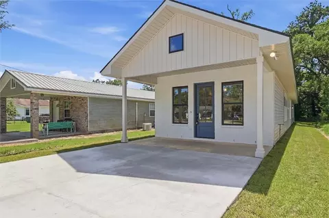 657 S Second St, Ponchatoula, LA 70454