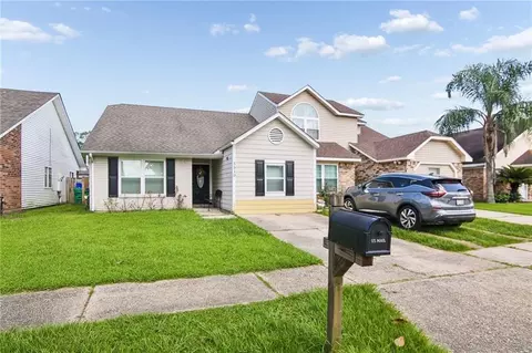 5310 Cross Creek Dr, Marrero, LA 70072