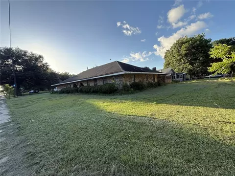 1102 W Gilman Rd, Lafayette, LA 70501