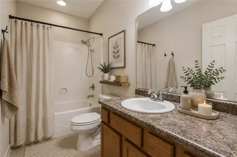 Bath - 106 Nickel Loop, Slidell, LA 70458 photo 1 of 5