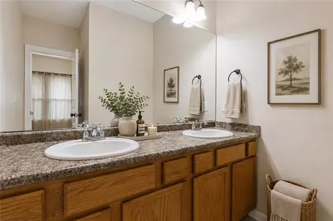Bath - 106 Nickel Loop, Slidell, LA 70458 photo 3 of 5