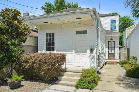725 Robert St, New Orleans, LA 70115