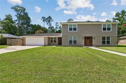 123 W Pinewood Dr, Slidell, LA 70458