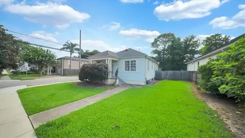 4979 Painters St, New Orleans, LA 70122