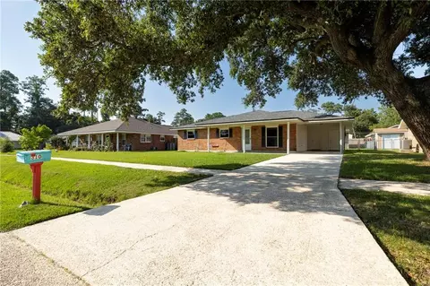 Exterior - 310 Dover St, Slidell, LA 70458 photo 1 of 6