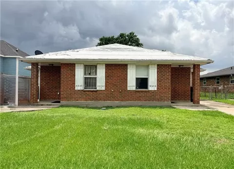 8516 18 Deerfield Dr, Chalmette, LA 70043
