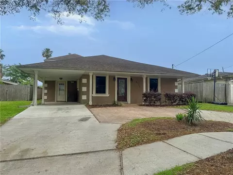 4710 Wright Rd, New Orleans, LA 70128