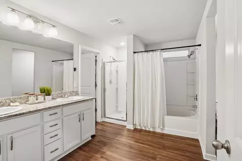 Bath - 75400 Crestview Hills Loop, Covington, LA 70435 photo 1 of 3