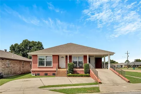 3720 Transcontinental Dr, Metairie, LA 70006