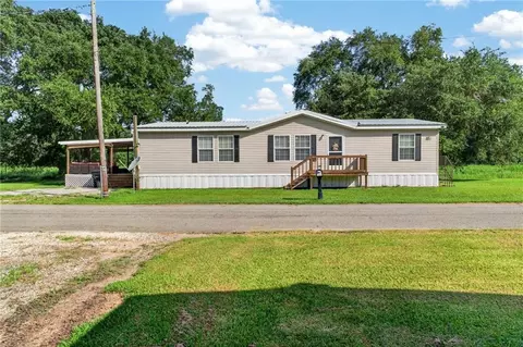 174 Pelas Hyman Ln, Buras, LA 70041