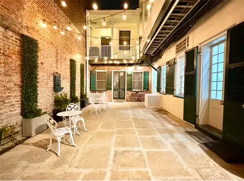 818 Bourbon St #1B, New Orleans, LA 70116