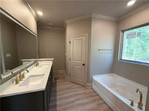 Bath - 70158 5th St, Covington, LA 70433 photo 3 of 4