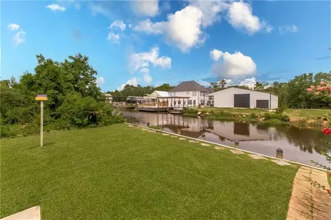 Exterior - 20372 Fairway Dr, Springfield, LA 70462 photo 12 of 19