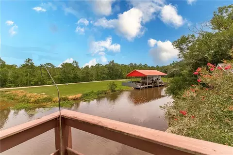 View/Area - 20372 Fairway Dr, Springfield, LA 70462 photo 3 of 5