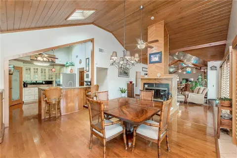 Dining - 20372 Fairway Dr, Springfield, LA 70462 photo 3 of 3