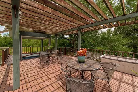 Exterior - 20372 Fairway Dr, Springfield, LA 70462 photo 16 of 19