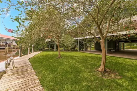 Exterior - 20372 Fairway Dr, Springfield, LA 70462 photo 8 of 19