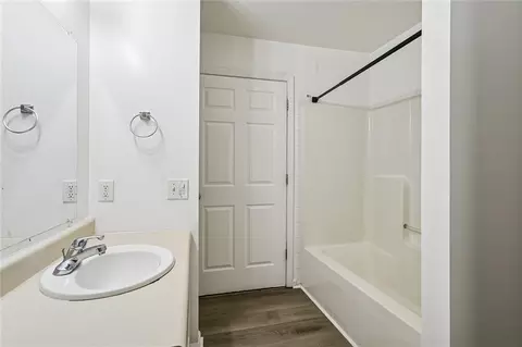 Bath - 72393 Daisy St, Covington, LA 70435 photo 2 of 2