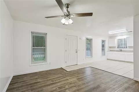 Living - 72393 Daisy St, Covington, LA 70435 photo 2 of 2