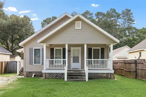 72393 Daisy St, Covington, LA 70435