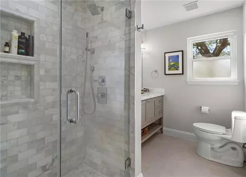 Bath - 1012 W 11th Ave, Covington, LA 70433 photo 1 of 4