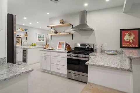 Kitchen - 1012 W 11th Ave, Covington, LA 70433 photo 3 of 6