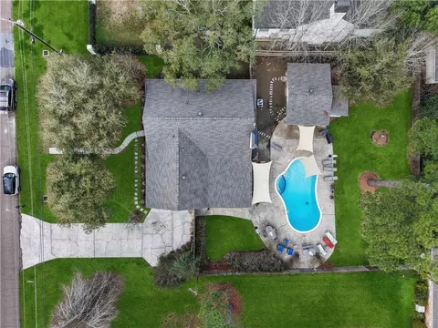 View/Area - 1012 W 11th Ave, Covington, LA 70433 photo 2 of 3