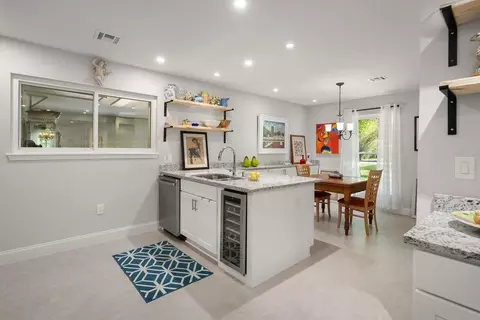 Kitchen - 1012 W 11th Ave, Covington, LA 70433 photo 6 of 6