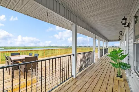 Exterior - 104 Carr Dr, Slidell, LA 70458 photo 6 of 7