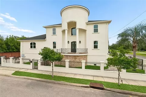 5701 Cartier Ave, New Orleans, LA 70122
