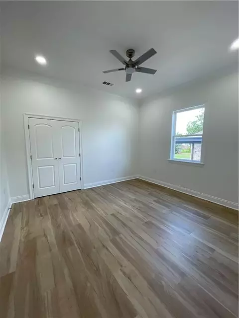 22 Keane Dr, Chalmette, LA 70043 photo 10