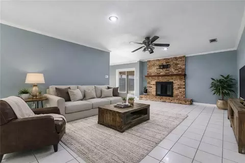 Living - 309 Desoto Dr, Luling, LA 70070 photo 1 of 5