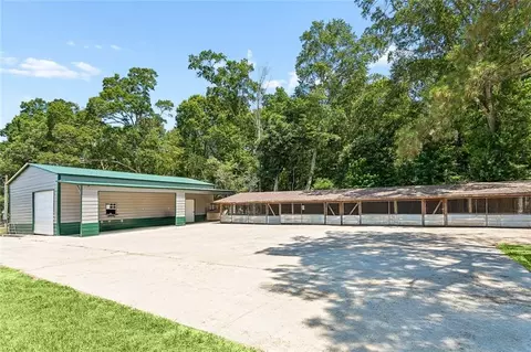 140 Sugar Creek Rd, Carriere, MS 39426
