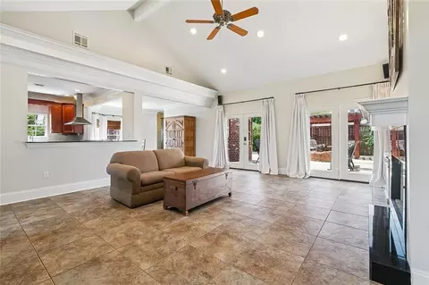Living - 141 Magnolia Ct, Luling, LA 70070 photo 1 of 1