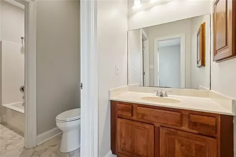Bath - 141 Magnolia Ct, Luling, LA 70070 photo 2 of 4