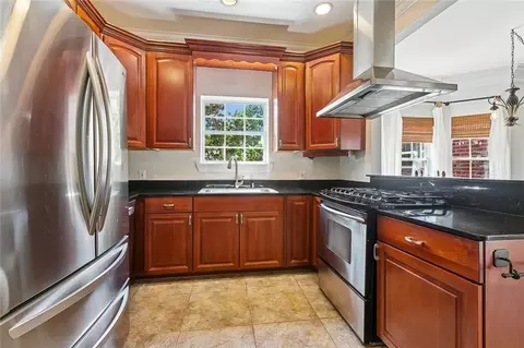 Kitchen - 141 Magnolia Ct, Luling, LA 70070 photo 1 of 2