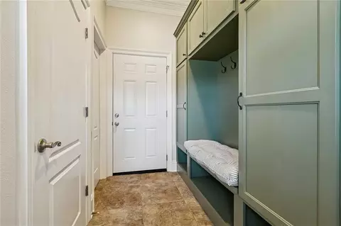 Entry Way - 141 Magnolia Ct, Luling, LA 70070 photo 2 of 2