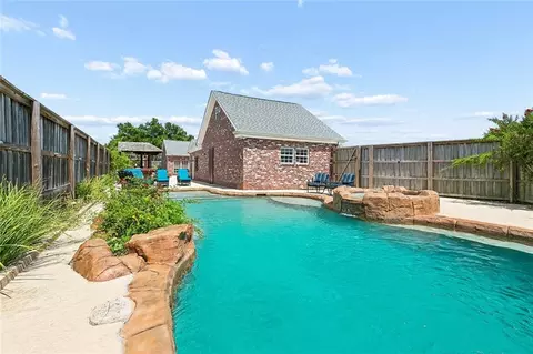 Exterior - 141 Magnolia Ct, Luling, LA 70070 photo 4 of 7