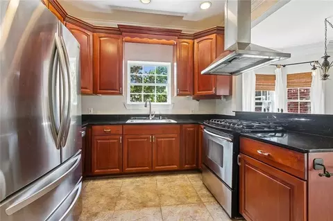 Kitchen - 141 Magnolia Ct, Luling, LA 70070 photo 1 of 2