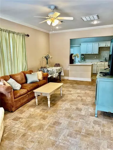 Living - 75206 River Road Rd, Covington, LA 70435 photo 3 of 3