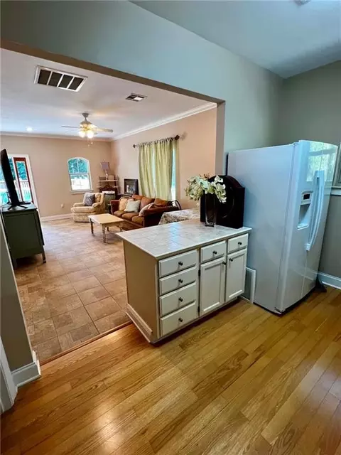 Kitchen - 75206 River Road Rd, Covington, LA 70435 photo 5 of 5