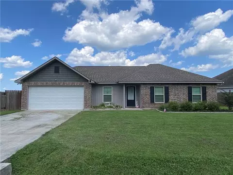 39622 Island Trace Blvd, Ponchatoula, LA 70454